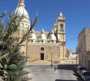 San Lawrenz Parish Church