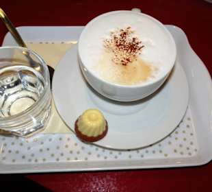 Café-Bereich in der Confiserie Lauenstein
