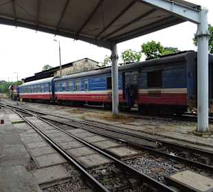 Im Bahnhof