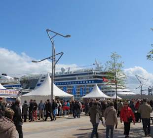 823. Hamburger Hafengeburtstag