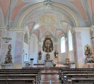 Blick in das Kirchenschiff