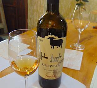 JSC Corporation Kindzmarauli Weingut