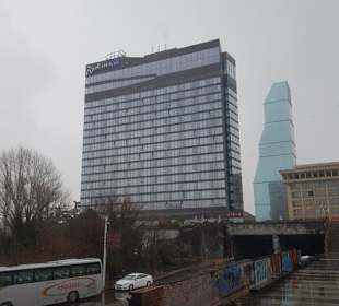 Links Radisson, rechts Biltmore