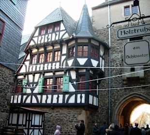 Schloss Burg im Bergischen