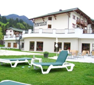Blick von Liegewiese / Beachvolleyballfeld