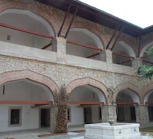 Schönes Gebäude, nix los im März