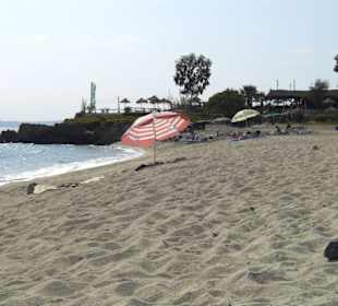 Aretes-Beach mit Ethnik-Bar