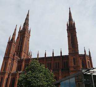 Blick zur Marktkirche von Wiesbaden