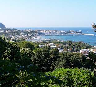 Weiter Blick gen Süden nach Forio