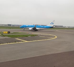 Flughafen Düsseldorf (DUS)