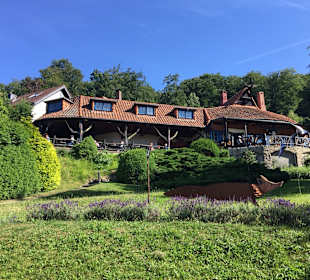 Cafe Winuwuk