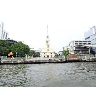 Mit dem Hop and Hop Boot Bangkok entdecken