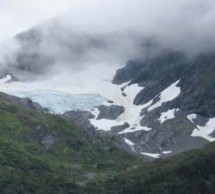 Auf dem Weg zu den Gletschern