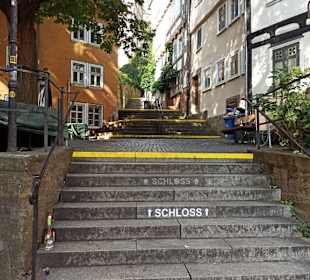 Aufstieg zum Schloss