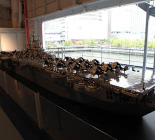 Intrepid Flugzeugträger