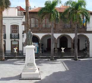 Plaza de Espana Santa Cruz