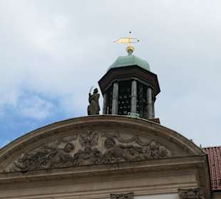 Beim Alten Rathaus am Alten Markt in Magdeburg
