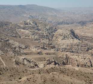 Die  Canyon der Felsenstadt Petra