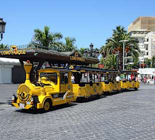 Haltestelle Zug zum Lord Park und Taxistand