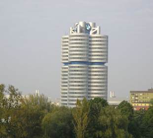 BMW-Turm