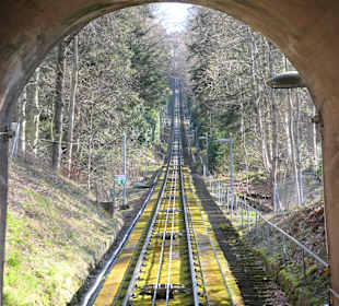 Fahrt mit der Merkurbergbahn