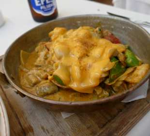 Gericht mit kleinen Garnelen ? Krabben ? sehr gut