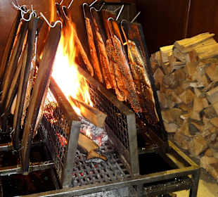 Flammlachs auf dem Weihnachtsmarkt