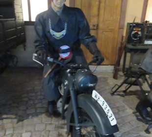 In den Hallen des Militärmuseums Lesany