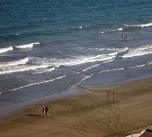 Blick zum Strand von der Strand-Promenade