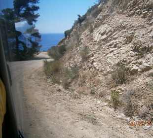 Strasse zum Hilandar durch die Berge
