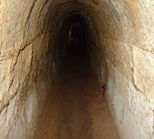 Tunnel zum Befehlsstand