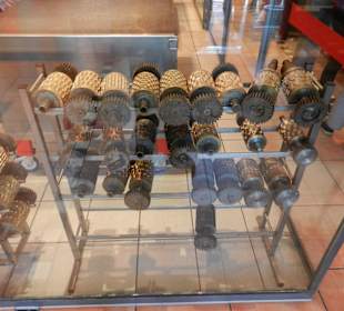 Bonbonkocherei - verschiedene Formen für Bonbons