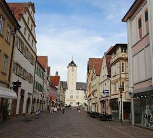 Geschäftsstraße zum Schloss