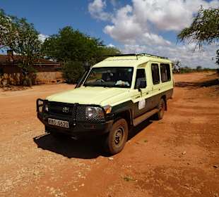 Unser Jeep im Tsavo Ost