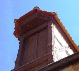 Erker mit Flaschenzug