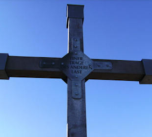Gipfelkreuz Hochwaldbaude direkt auf Grenze D/CZ
