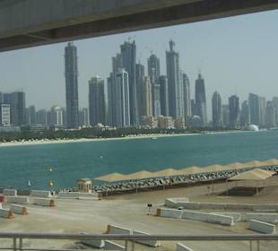 Fahrt herunter von der Insel "the palm"