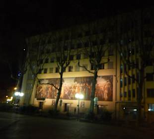 Ulice Lyonu wieczorem