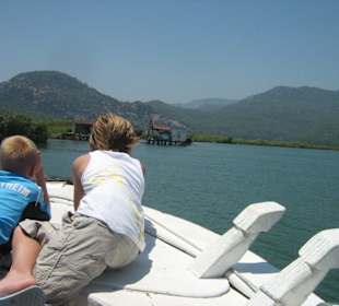 Bootsfahrt zum Strand