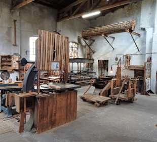 Rundgang durch das Tischlerei-Museum