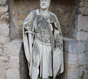 Skulptr im Innenhof
