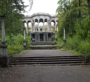 Ruine des Sanatoriums
