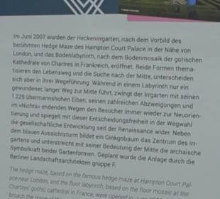 Heckenirrgarten und Pflasterlabyrinth 
