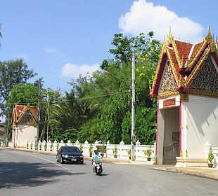 Krabi Town - Tempelanlage " Durchgangstore " 