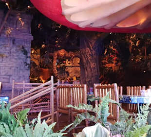 Rainforest Cafe