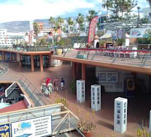 Centro Comercial Puerto Colón in Costa Adeje