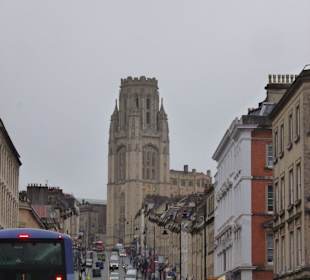 Wills Memorial Building górujący nad miastem