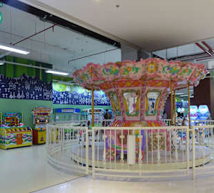 Riesiger Spielplatz für die Kleinen