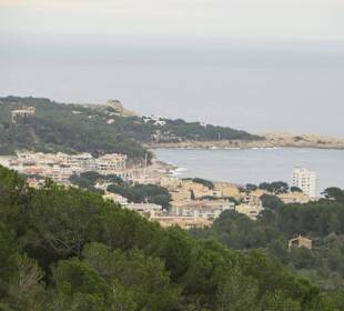 Blick vom Castell auf Cala Ratjada