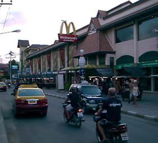Blick auf die Chaweng Road